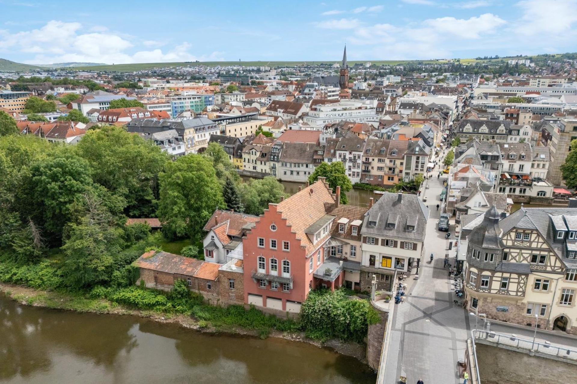 Altstadt Am Wasser Mit Parkplatz Und Riesigem Garten Apartment